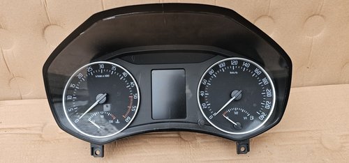Ceasuri bord Skoda Octavia 2 Facelift 1.6 TDI 2009 2010 2011 2012