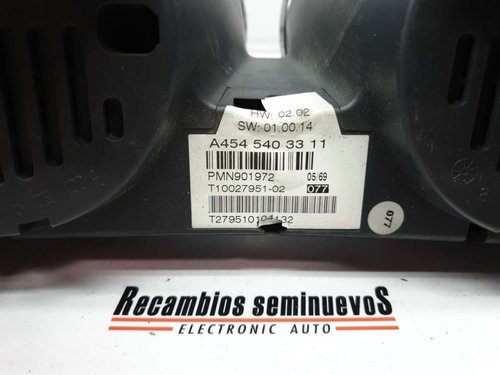 Ceasuri bord SMART FORFOUR A454 540 33 11 / A4545403311A454 540 33 11 / A4545403311