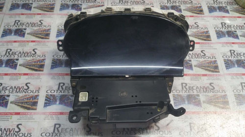 Ceasuri bord TOYOTA YARIS 83800-52120 / 83800 52120 / 838005212083800-52120 / 83800 52120 / 83800521...