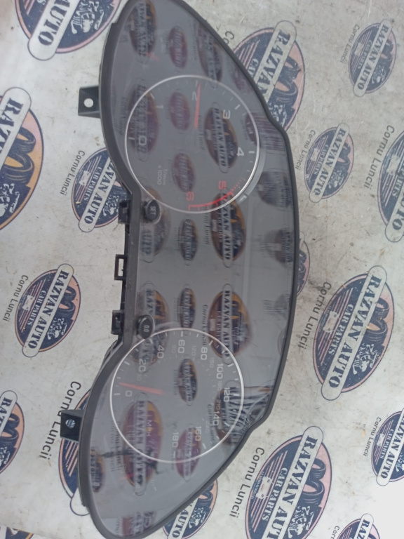 Ceasuri Bord UK Audi Q5 2.0 Motorina 2009, 8R0920980L