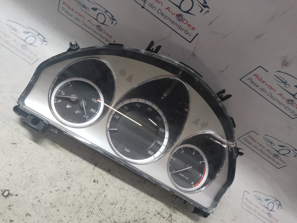 Ceasuri Bord UK Mercedes C-Class Motorina 2008, A2049005000