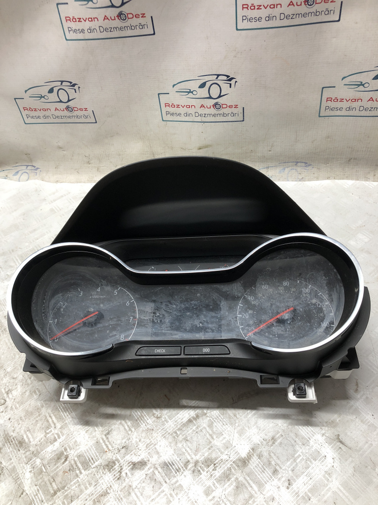 Ceasuri Bord UK Opel Crossland X 1.2 Motorina 2019, -
