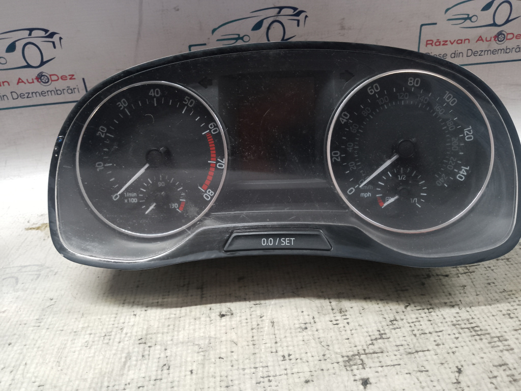Ceasuri Bord UK Skoda Fabia 3 Benzina 2017, 6V0920940B