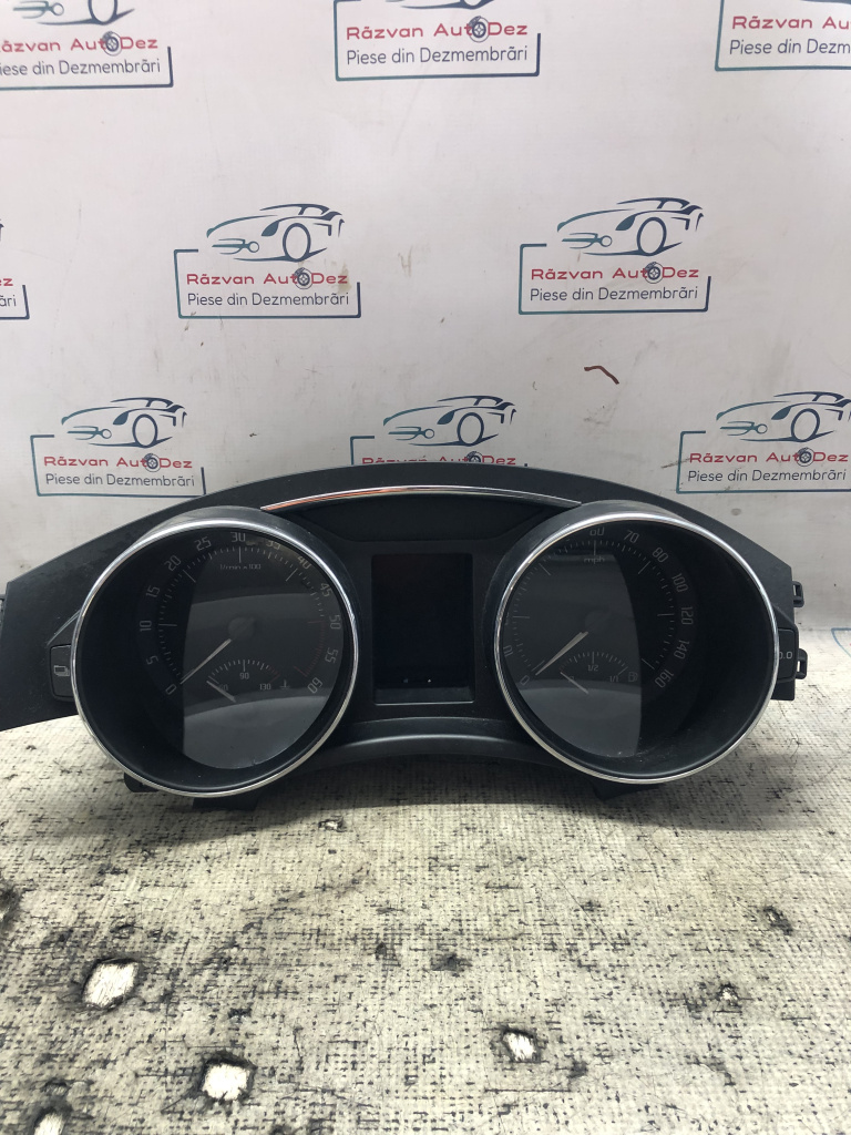 Ceasuri Bord UK Skoda Superb 2 2.0 Motorina 2014, 3T2920941M / FACELIFT