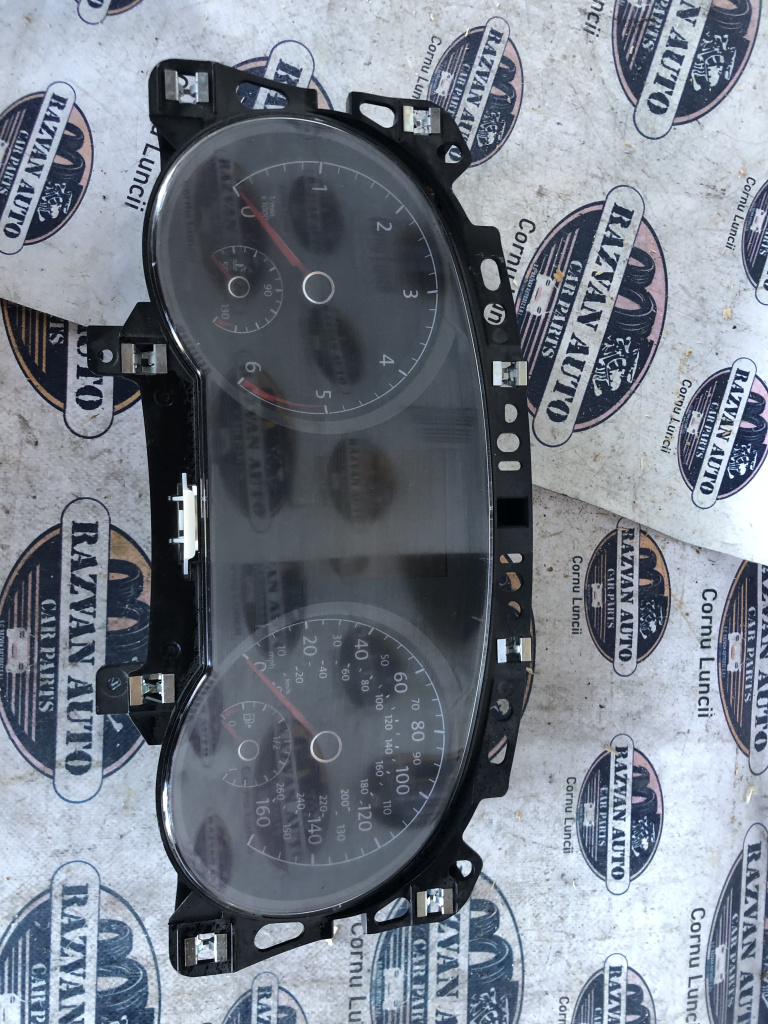 Ceasuri Bord UK Volkswagen Sportsvan Motorina 2015, 517920941