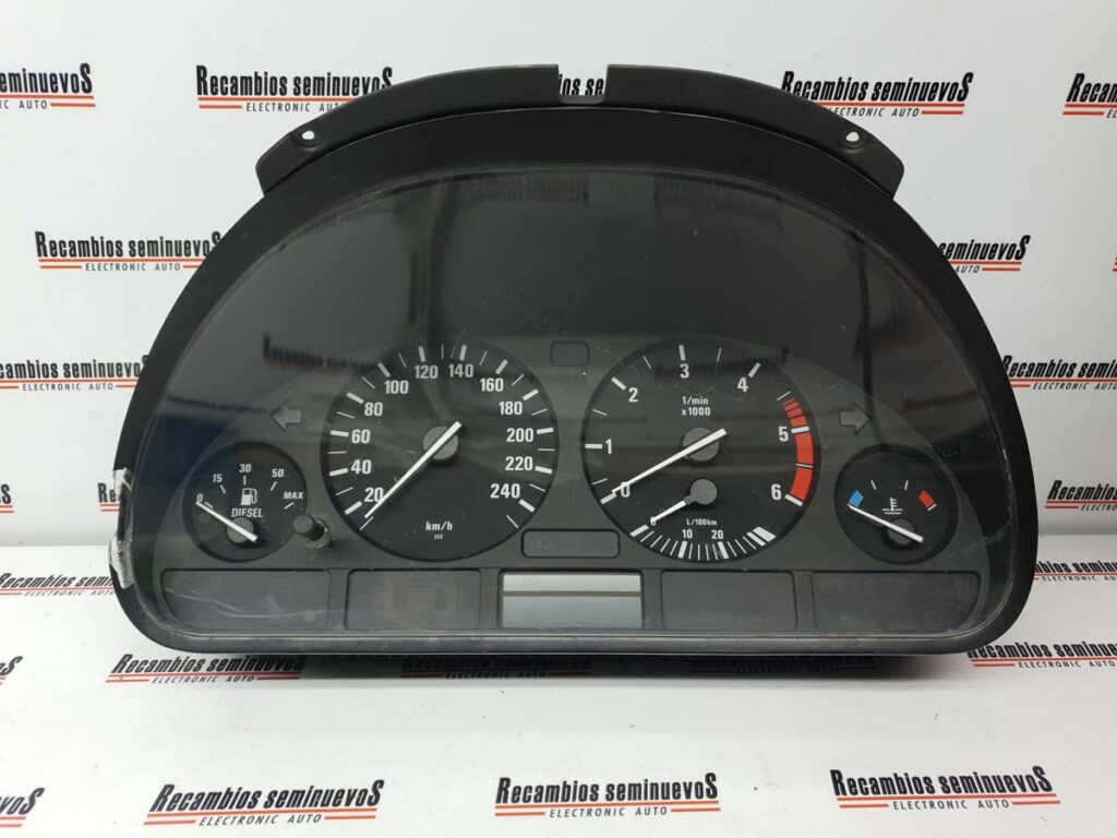 Ceasuri bord VDO BMW SERIE 5 62.11-6 903 800 / 62 11 6 903 800 / 62116903800 / 110.008.735 091 / 110 008 735 091 / 11000873509162.11-6 903 800 / 62 11 6 903 800 / 62116903800 / 110.008.735 091 / 110 008 735 091 / 110008735091
