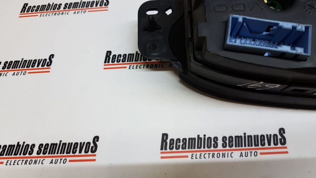 Ceasuri bord VDO CITROEN XSARA PICASSO 9661734780 / 1100089660149661734780 / 110008966014