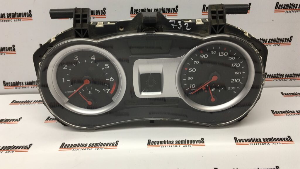 Ceasuri bord VISTEON RENAULT CLIO 3 8200628775-G / 8200628775 G / 8200628775G8200628775-G / 8200628775 G / 8200628775G