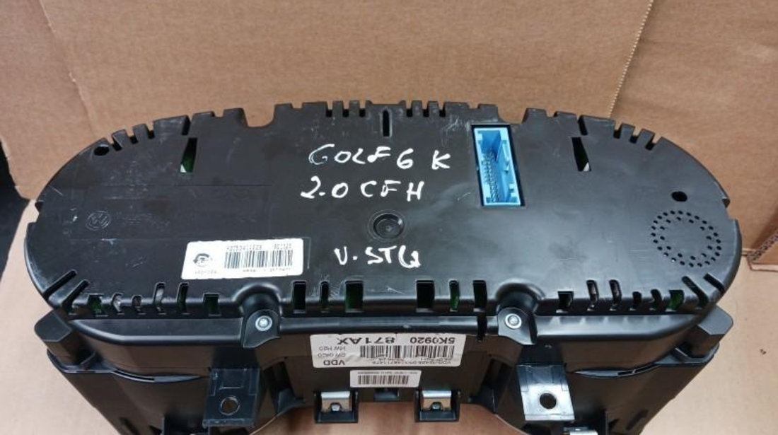 Ceasuri bord Volkswagen Golf 6 (2008->) 5k0920871ax