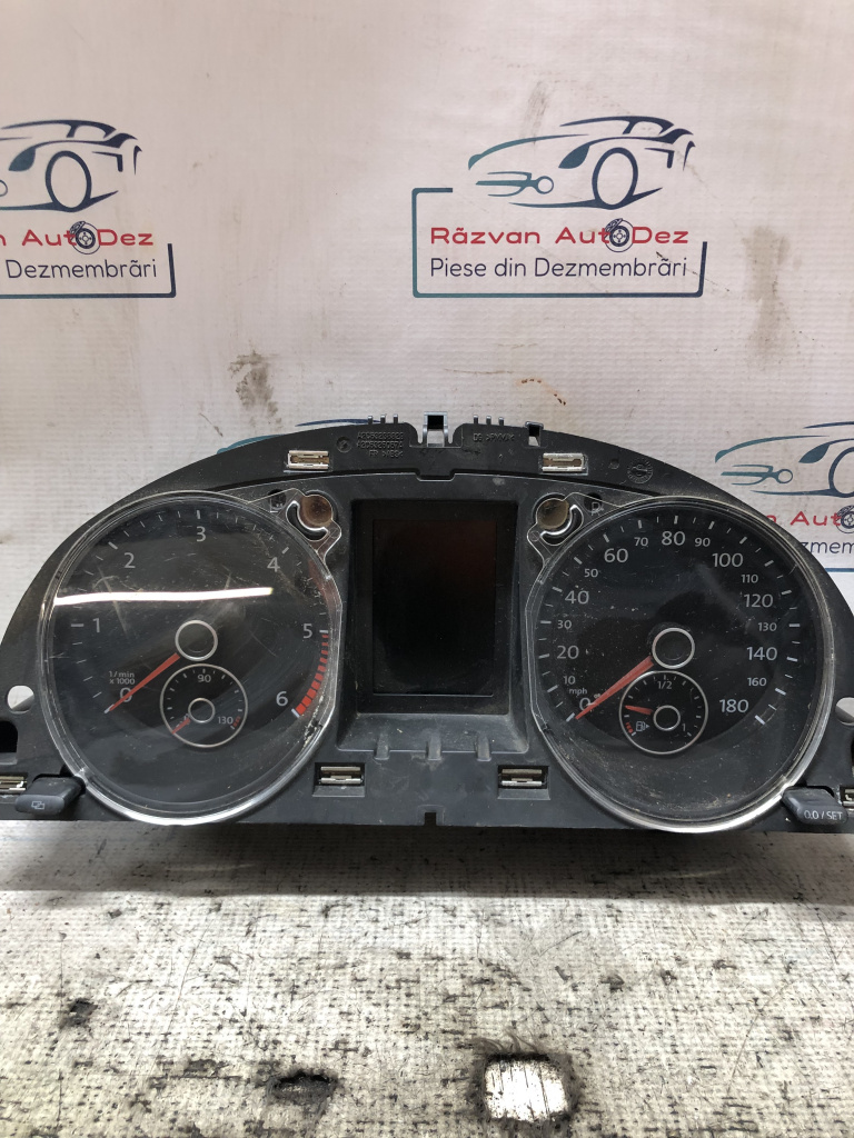 Ceasuri bord Volkswagen Passat CC 2009, 3C8920970E