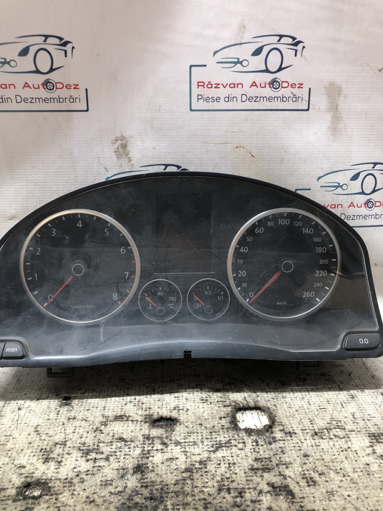 Ceasuri bord Volkswagen Tiguan 1.4 2009, 5N0920870C