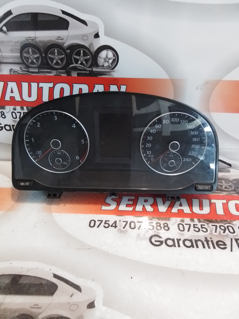 Ceasuri bord Volkswagen Touran facelift (2010-2015) [1t3] 1.6 Motorina 2012, 1T0920875E / Volan stanga