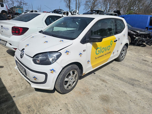 Ceasuri bord Volkswagen Up 2015 hatchback 1.0 CHYA
