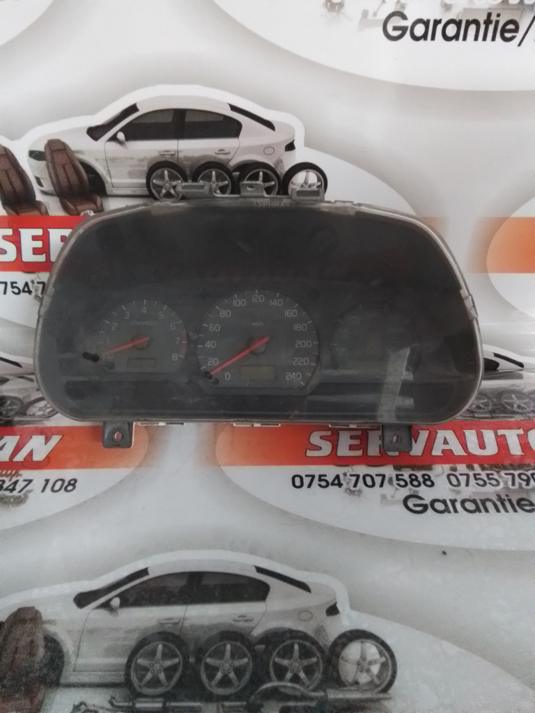 Ceasuri bord Volvo S40 2 (2004->) 2.4 Motorina 2004