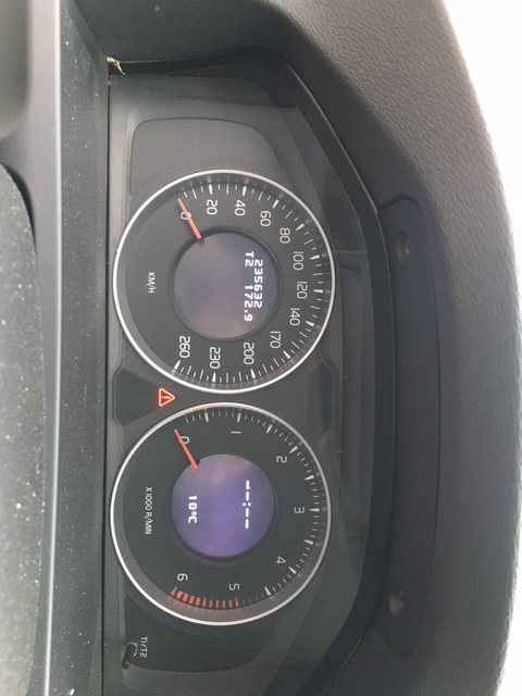 Ceasuri bord Volvo V60 an 2010-2018
