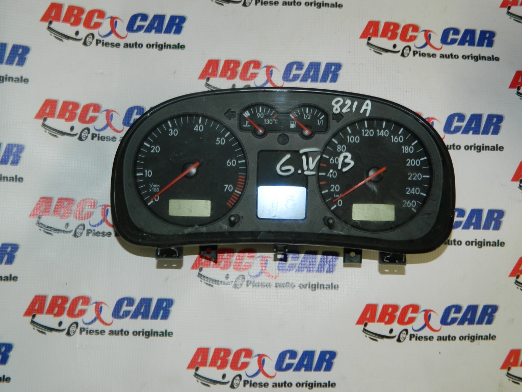 Ceasuri bord VW Golf 4 1.4 benzina cod: 1J0920821A