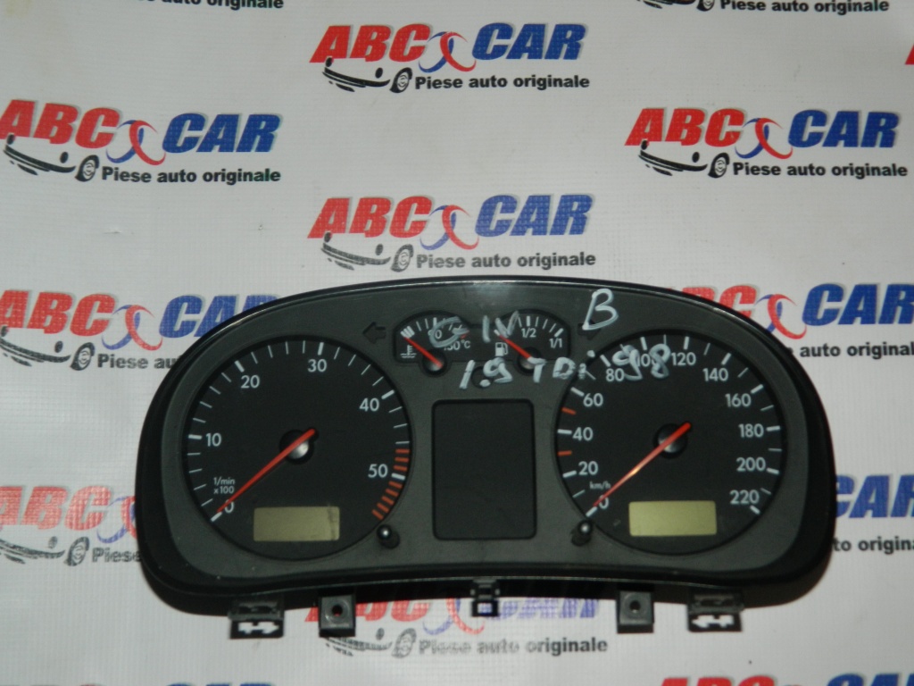 Ceasuri bord VW Golf 4 1.9 TDI cod: 1J0919861B