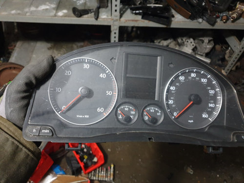Ceasuri Bord Vw Golf 5 cod 1K0920950L