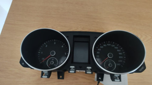 Ceasuri bord Vw Golf 6 2010 Hatchback 2.0 TDI cod motor CBD transmisie manuala, an 2009 cod 5K092087...