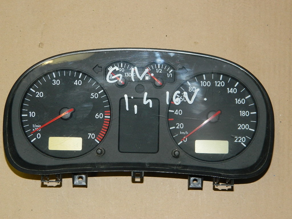 Ceasuri bord VW Golf IV 1.4 B 16V