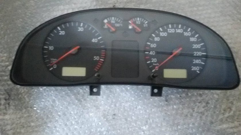 Ceasuri bord vw passat 1.9 tdi 1999 ajm 3b0920800a