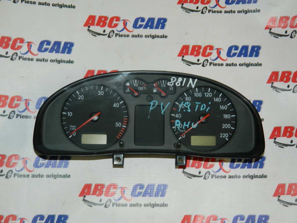 Ceasuri bord VW Passat B5 1.9 TDI cod: 3B0919881N