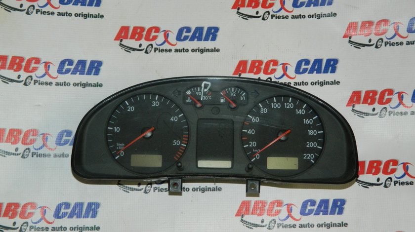 Ceasuri bord VW Passat B5 1.9 TDI cod: 3B0919881P