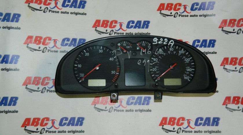 Ceasuri bord VW Passat B5 cod: 3B0920922A