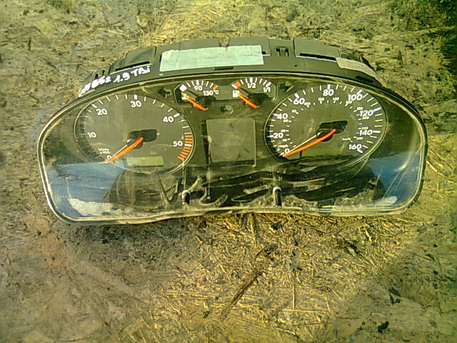 Ceasuri bord VW Passat B5