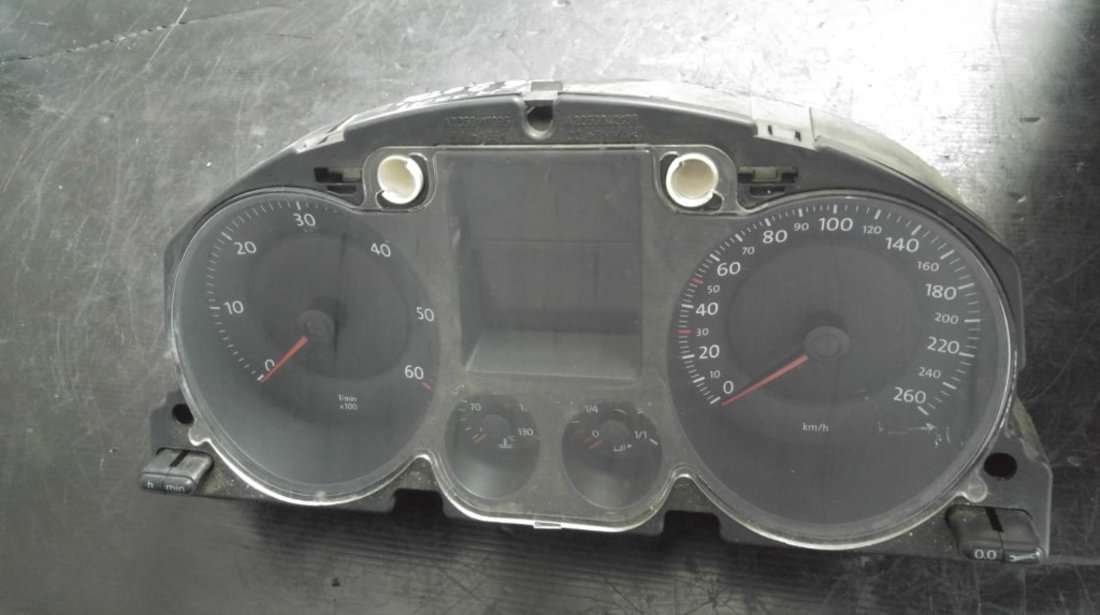 Ceasuri bord vw passat b6 2.0 tdi bkp 3c0920851m