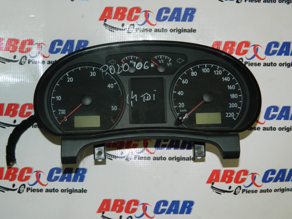 Ceasuri bord VW Polo 9N 1.4 TDI cod: 6Q0920800M model 2006