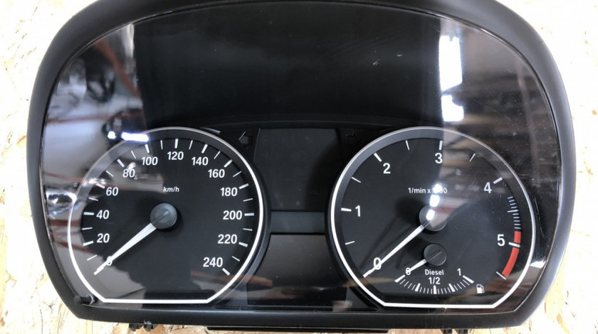 Ceasuri de bord BMW 118D M E87 sedan 2010 (922094901)