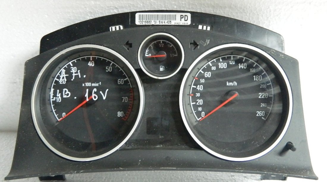 Ceasuri de bord Opel Astra H 1.4B-16V