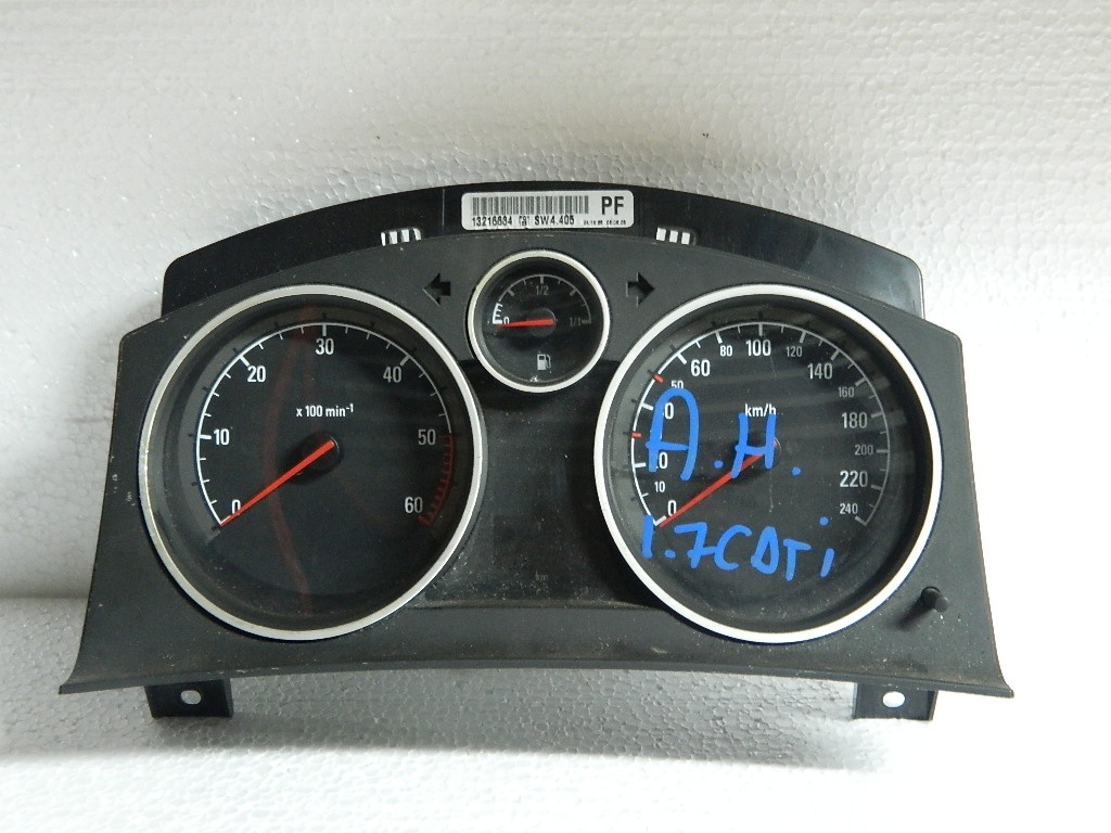 Ceasuri de bord Opel Astra H 1.7Cdti