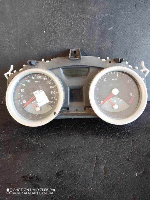 Ceasuri de bord , Renault Megane II COD - 820039700