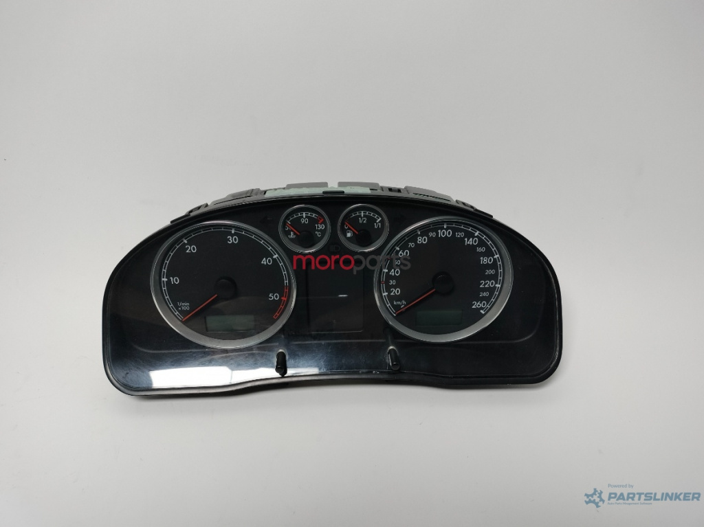 Ceasuri de bord Volkswagen Passat B5.5 berlina 4motion 2003 OEM 3B0920809C