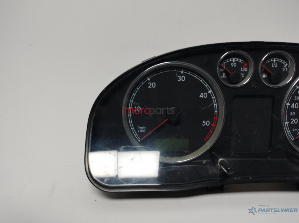 Ceasuri de bord Volkswagen Passat B5.5 berlina 4motion 2003 OEM 3B0920806A