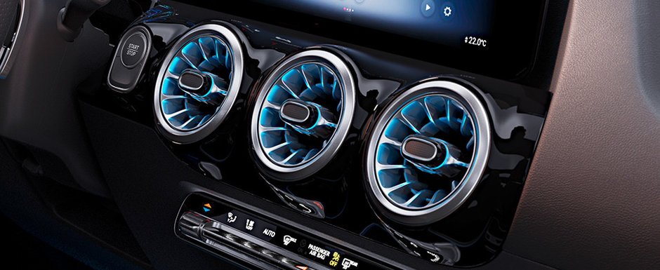 Cel mai ieftin model cu propulsie electrica de la Mercedes a primit un facelift major. Primele fotografii si informatii oficiale au fost publicate chiar acum Cel mai ieftin model cu propulsie electrica de la Mercedes a primit un facelift major. Primele fotografii si informatii oficiale au fost publicate chiar acum