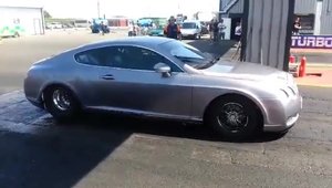 Cel mai inedit dragster din lume: Primul VIDEO cu Bentley-ul de 3000+ CP!