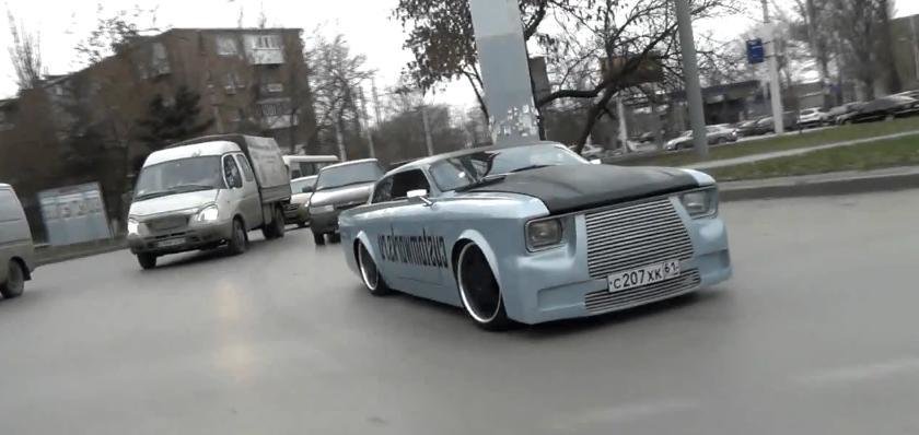 Cel mai modificat Moskvich din lume este aici! Cel mai modificat Moskvich din lume este aici!