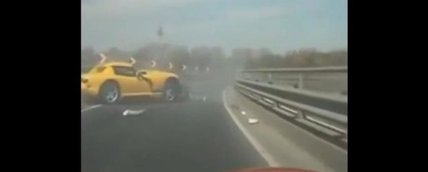 Cel mai prost sofer de Dodge Viper din lume? Cu siguranta!