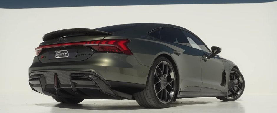 Cel mai puternic Audi din toate timpurile a debutat oficial. Noul model se lauda cu un total de 925 de cai. Cum arata in realitate Cel mai puternic Audi din toate timpurile a debutat oficial. Noul model se lauda cu un total de 925 de cai. Cum arata in realitate