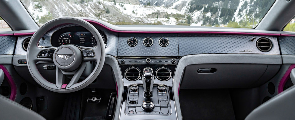 Cel mai puternic Bentley din istorie a debutat oficial. Noul Continental GT se lauda cu un motor V8 electrificat de 4.0 litri si 782 de cai. Galerie foto completa Cel mai puternic Bentley din istorie a debutat oficial. Noul Continental GT se lauda cu un motor V8 electrificat de 4.0 litri si 782 de cai. Galerie foto completa