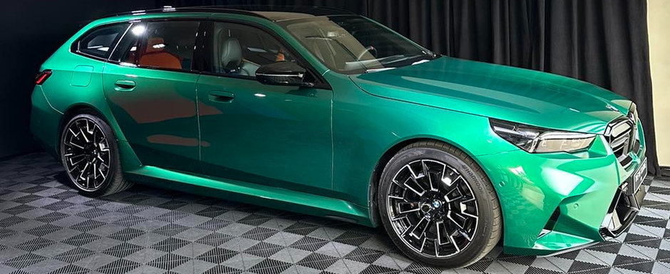 Cel mai puternic break din istoria BMW a debutat oficial. Noul M5 Touring se lauda cu un sistem plug-in hybrid de 727 de cai, dar cantareste aproape 2.500 de kilograme. Cum arata in realitate Cel mai puternic break din istoria BMW a debutat oficial. Noul M5 Touring se lauda cu un sistem plug-in hybrid de 727 de cai, dar cantareste aproape 2.500 de kilograme. Cum arata in realitate