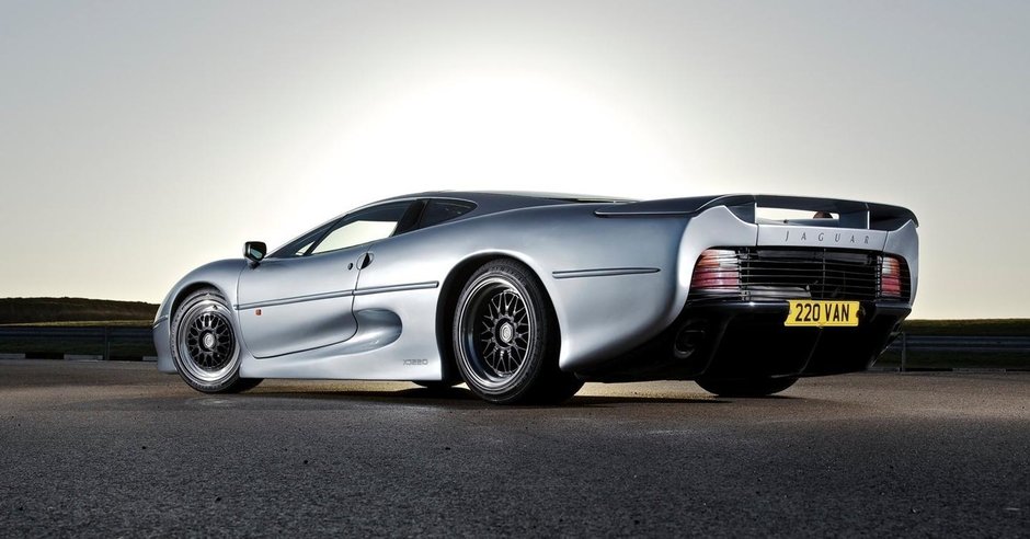 Cel mai rapid Jaguar din lume, XJ220, primeste anvelope Bridgestone