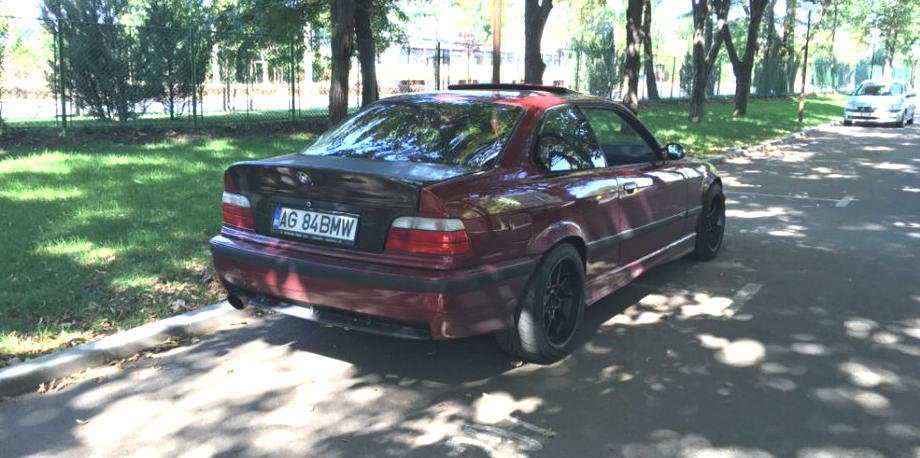 Cel mai scump BMW E36 din Romania costa 17.000 de Euro. Care e secretul masinii?