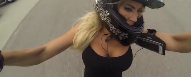 Cel mai sexy cascador din lume care foloseste un Harley-Davidson pentru stunt-ride