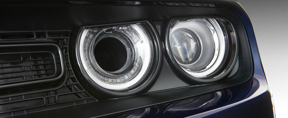 Cel mai vechi tuner din lume sarbatoreste 80 de ani cu doua muscle car-uri vopsite manual Cel mai vechi tuner din lume sarbatoreste 80 de ani cu doua muscle car-uri vopsite manual