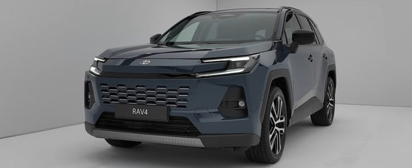 Celebra Toyota RAV4 a primit o noua generatie. Cea mai vanduta masina din 2021 ofera acum 304 cai putere in varianta de top. Cum arata in realitate