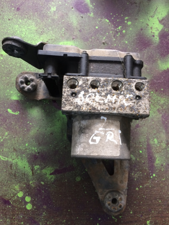 Centrala abs Renault Scenic 2 [2003 - 2006] Minivan 5-usi 1.4 MT (98 hp) II (JM0/1_)